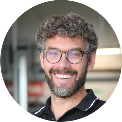 Kfz-Gutachter Pascal Schlemo Lübeck Unfallschadengutachten Werkstatt
