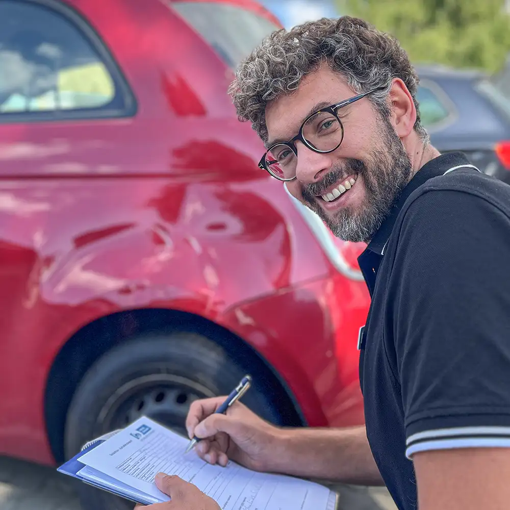 Sachverständiger Pascal Schlemo | Kfz-Gutachten in Lübeck mit Checkliste